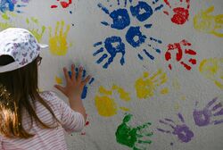 Kinderhaus Phantásien - Maxigruppe kreiert Wandbild zum Übergang zur Schule